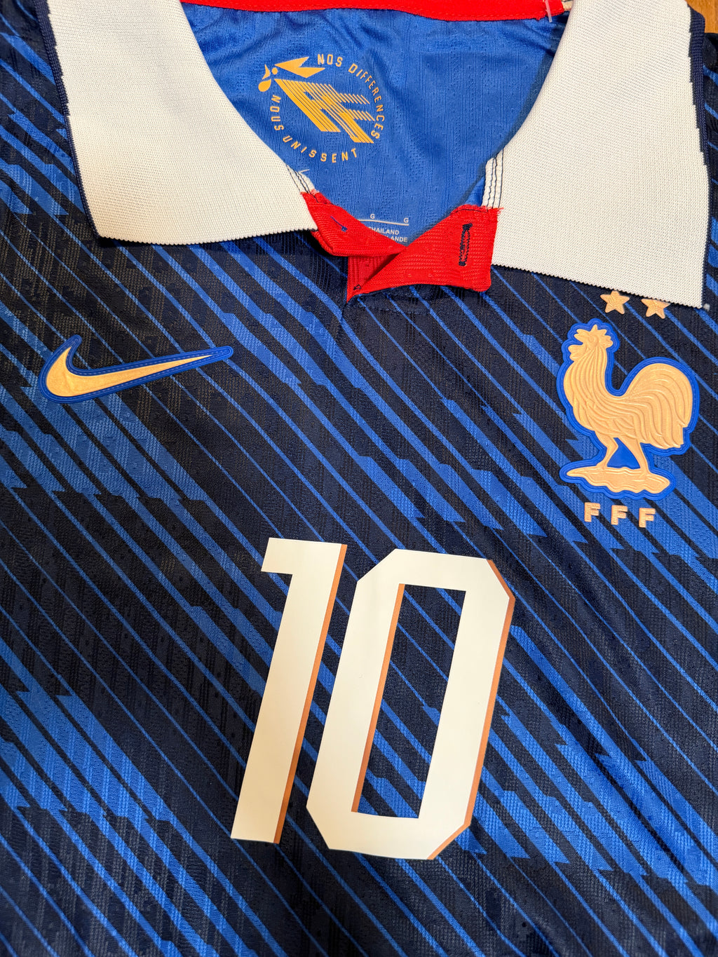 France's home football jersey for the 2026 World Cup（Comes with a team's popular star printing service）